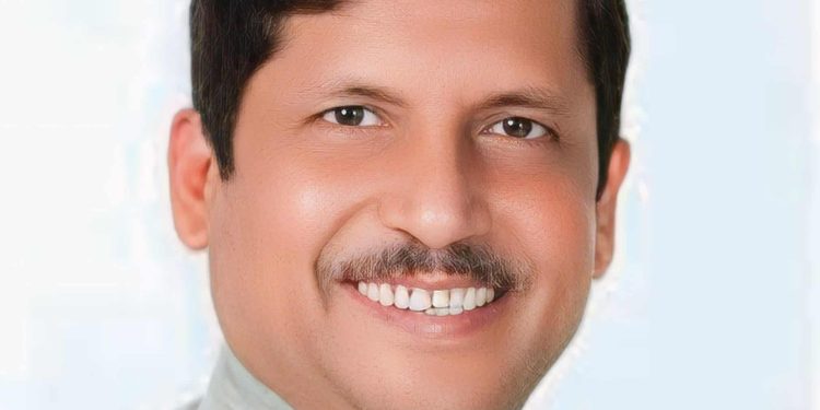 নিষিদ্ধ ঘোষিত চুয়াডাঙ্গা জেলা আওয়ামী লীগের সাবেক নেতা রিয়াজুল ইসলাম জোয়াদ্দার টোটন গ্রেফতার