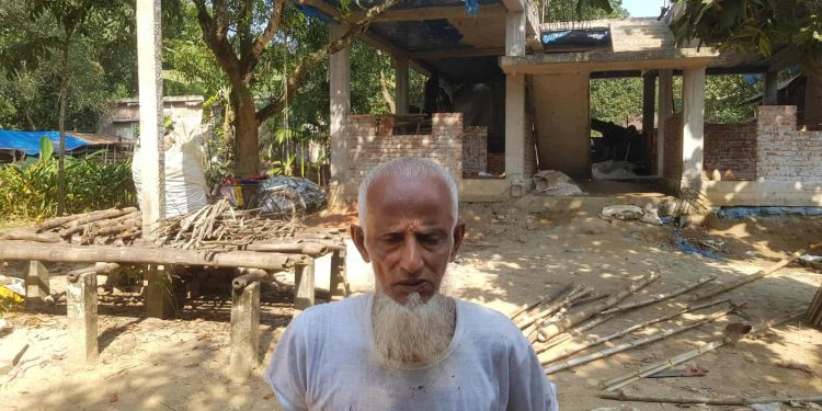 পুত্র বধূর হয়রানিতে দিশেহারা আশি উর্ধধ শশুর