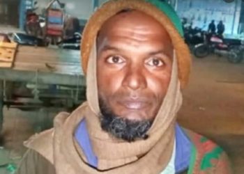 চুয়াডাঙ্গায় উপার্জনের একমাত্র অবলম্বন ভ্যানটি ছিনিয়ে নিলো দুর্বৃত্তরা