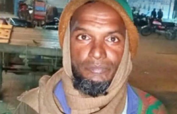 চুয়াডাঙ্গায় উপার্জনের একমাত্র অবলম্বন ভ্যানটি ছিনিয়ে নিলো দুর্বৃত্তরা