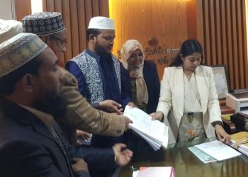 পিতা কে নিয়ে মনোনয়নপত্র জমা দিলেন সালাউদ্দিন আইয়ুবী