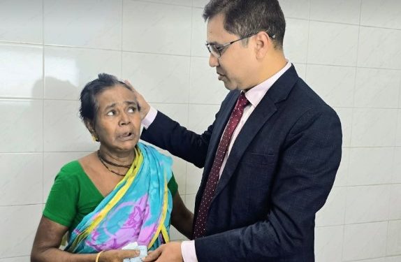 ক্যান্সার মানেই মৃত্যু নয়—আশার নাম ডা. একরামুল হক জোয়ার্দার