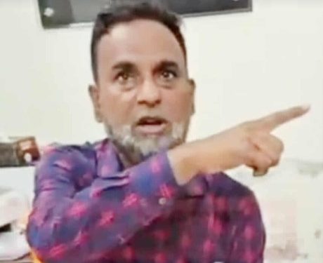 নাগরী ইউনিয়ন ভূমি অফিস: প্রকাশ্যে ঘুস নেন ভূমি কর্মকর্তা সোলায়মান