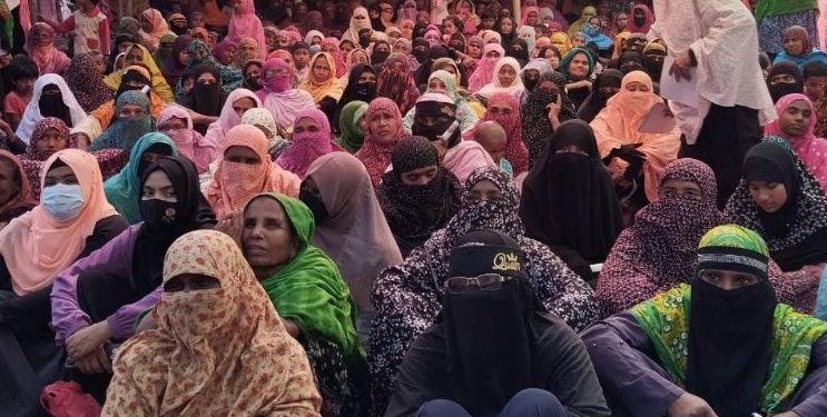 নাটোরের সিংড়ায় মহিলা জামায়াতের নির্বাচনী উঠান বৈঠক অনুষ্ঠিত