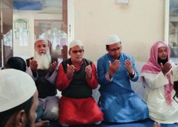 নাটোরের সিংড়ায় খালেদা জিয়ার সুস্থতা কামনায় দোয়া মাহফিল