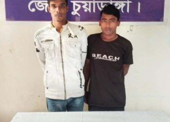 হাটবোয়ালিয়ায় ইয়াবাসহ দুই তরুণ গ্রেফতার