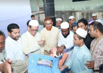 খালেদা জিয়া’র রোগ মুক্তি কামনায় তুরাগে চান মিয়া ব্যাপারীর আয়োজনে শীতবস্ত্র বিতরণ ও দোয়া মাহফিল অনুষ্ঠিত