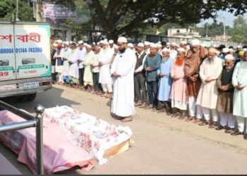রাজধানীর মোহাম্মদপুরে খুন হওয়া মা-মেয়ের জানাজা শেষে নাটোরে দাফন সম্পন্ন