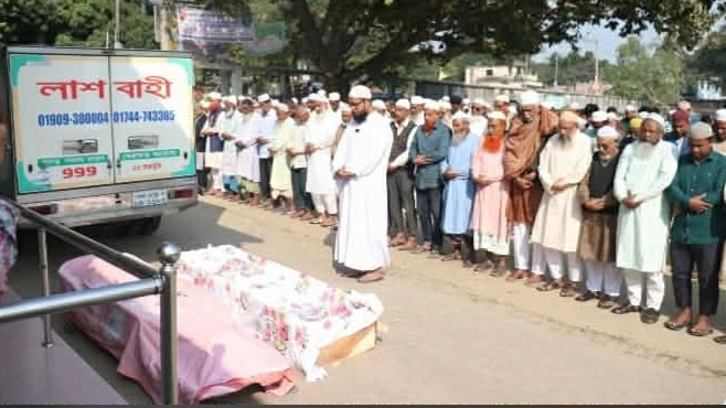 রাজধানীর মোহাম্মদপুরে খুন হওয়া মা-মেয়ের জানাজা শেষে নাটোরে দাফন সম্পন্ন
