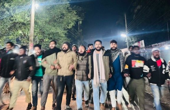 ওসমান হাদীর উপর হামলার প্রতিবাদে আলমডাঙ্গায় গণতান্ত্রিক সংস্কার জোটের বিক্ষোভ