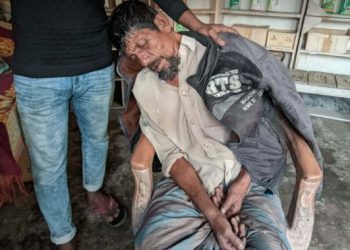 আলমডাঙ্গার হাটবোয়ালিয়ায় অজ্ঞান পার্টির ফাঁদ পাখিভ্যান হারিয়ে পথে পড়ে ছিলেন জাহারুল ইসলাম