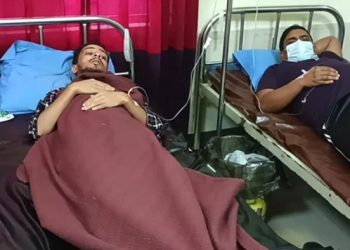 গাজীপুরে কারখানার পানি পানে অসুস্থ তিন শতাধিক শ্রমিক