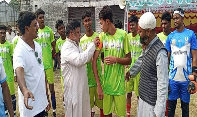 আন্তঃকলেজ ফুটবল টুর্নামেন্টে চুয়াডাঙ্গা সরকারি কলেজ ও পৌর ডিগ্রী কলেজ ফাইনালে