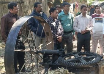 নাটোরের লালপুরে অবৈধভাবে আঁখ মারাই-ভ্রাম্যমান আদালতের মাধ্যমে জরিমানা আদায়