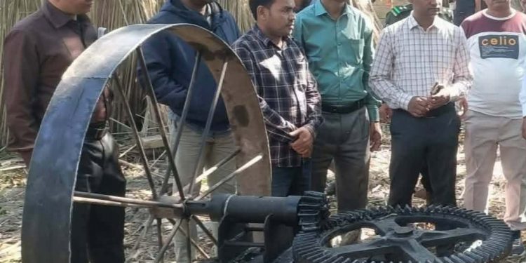 নাটোরের লালপুরে অবৈধভাবে আঁখ মারাই-ভ্রাম্যমান আদালতের মাধ্যমে জরিমানা আদায়