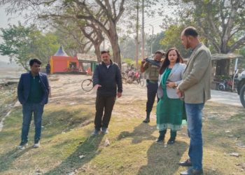 আলমডাঙ্গার দর্শণীয় স্থান উন্নয়নে প্রশাসকের সরজমিন পরিদর্শন