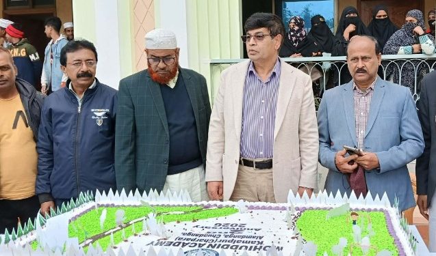 শিশুদের আনন্দে মুখর আলমডাঙ্গা কামালপুর মহিউদ্দিন একাডেমির ২য় বর্ষপূর্তি উদযাপনে ৫০ পাউন্ডের কেক কাটা