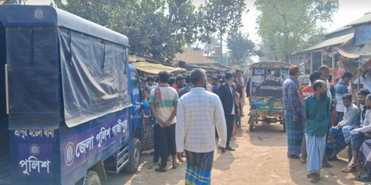 শ্রীপুরে মোবাইল ফোন কেড়ে নেওয়ায় বাবা- মায়ের সাথে অভিমান করে কিশোরীর আত্মহত্যা