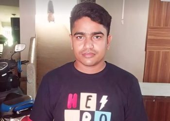 নাটোরে প্রাথমিক শিক্ষক নিয়োগ পরীক্ষার প্রশ্নপত্র ফাঁস চক্রের ১ সদস্য আটক