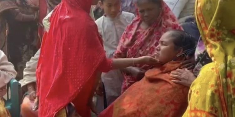 নাটোরের সিংড়ায় মাটিবাহী ট্রাক্টরের চাপায় শিশুর মৃত্যু